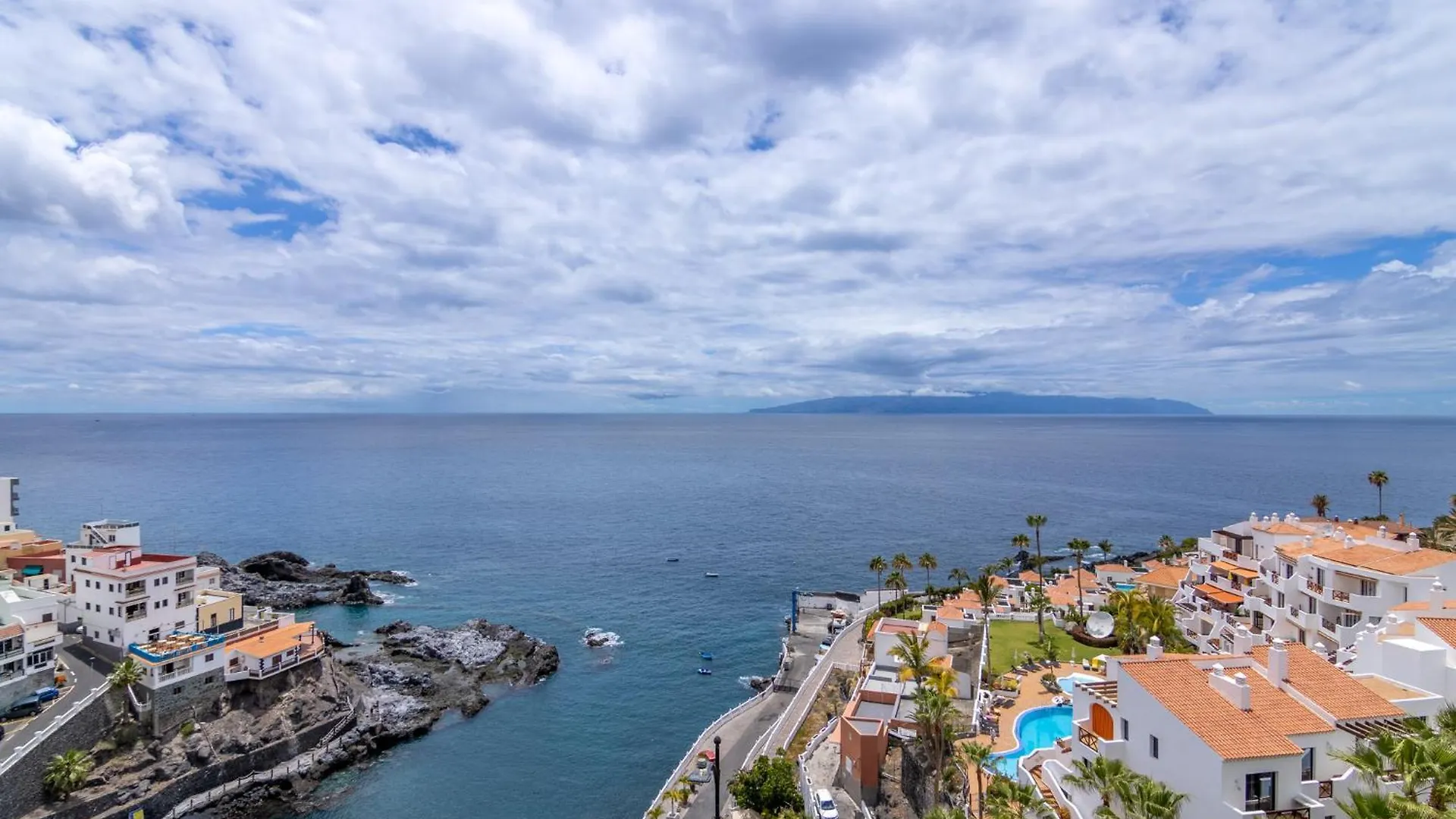 Sunset Delicias Del Mar Apartment Puerto de Santiago  Spain